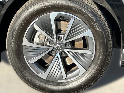 Used 2023 Lexus RZ 450e Premium image 13