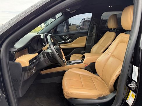Used 2022 Lincoln Corsair Reserve w/ Equipment Group 201A AWD/4WD image 5