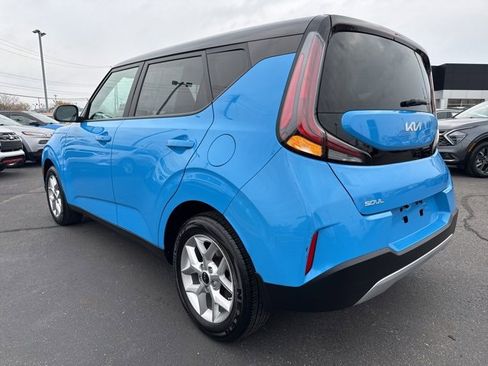 Used 2023 Kia Soul S image 5