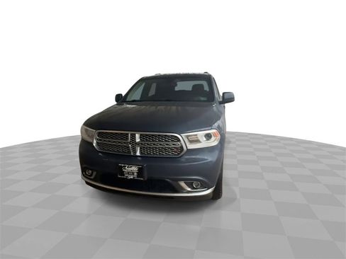 Used 2020 Dodge Durango SXT image 3