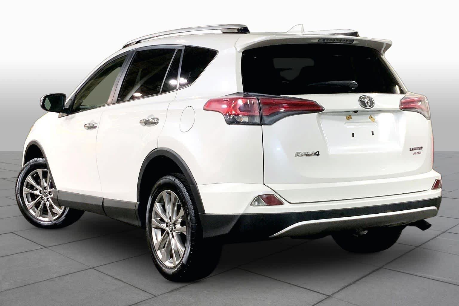 Used 2016 Toyota RAV4 Limited w/ Advanced Technology Package AWD/4WD image 12