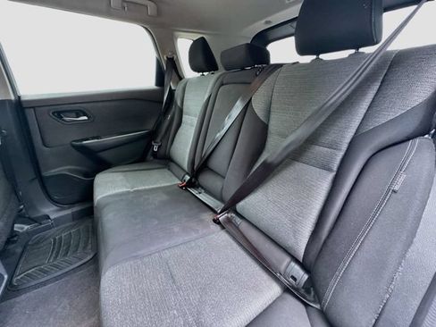 Used 2022 Nissan Rogue SV AWD/4WD image 25