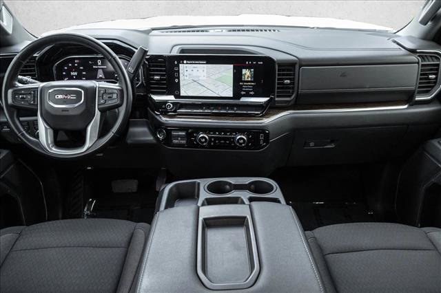 Used 2025 GMC Sierra 2500 SLE w/ SLE Value Package; AWD/4WD image 19