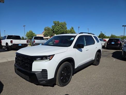 New 2026 Honda Pilot Black Edition image 1