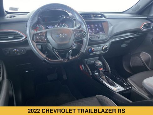 Certified 2022 Chevrolet TrailBlazer RS FWD image 2