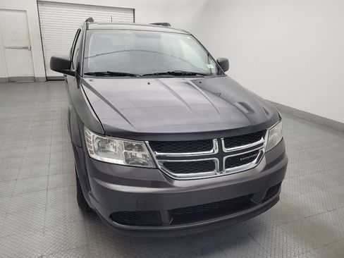 Used 2017 Dodge Journey SE FWD image 14