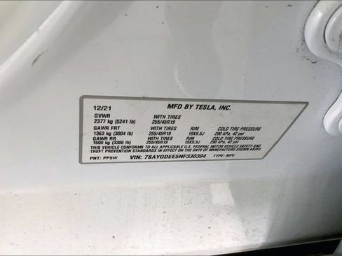 Used 2022 Tesla Model Y Long Range AWD/4WD image 14