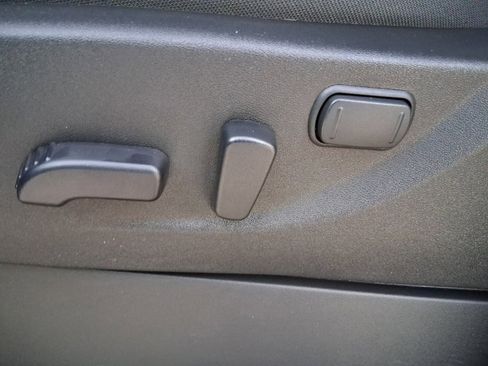 New 2026 Nissan Frontier SV w/ Tow Package image 21