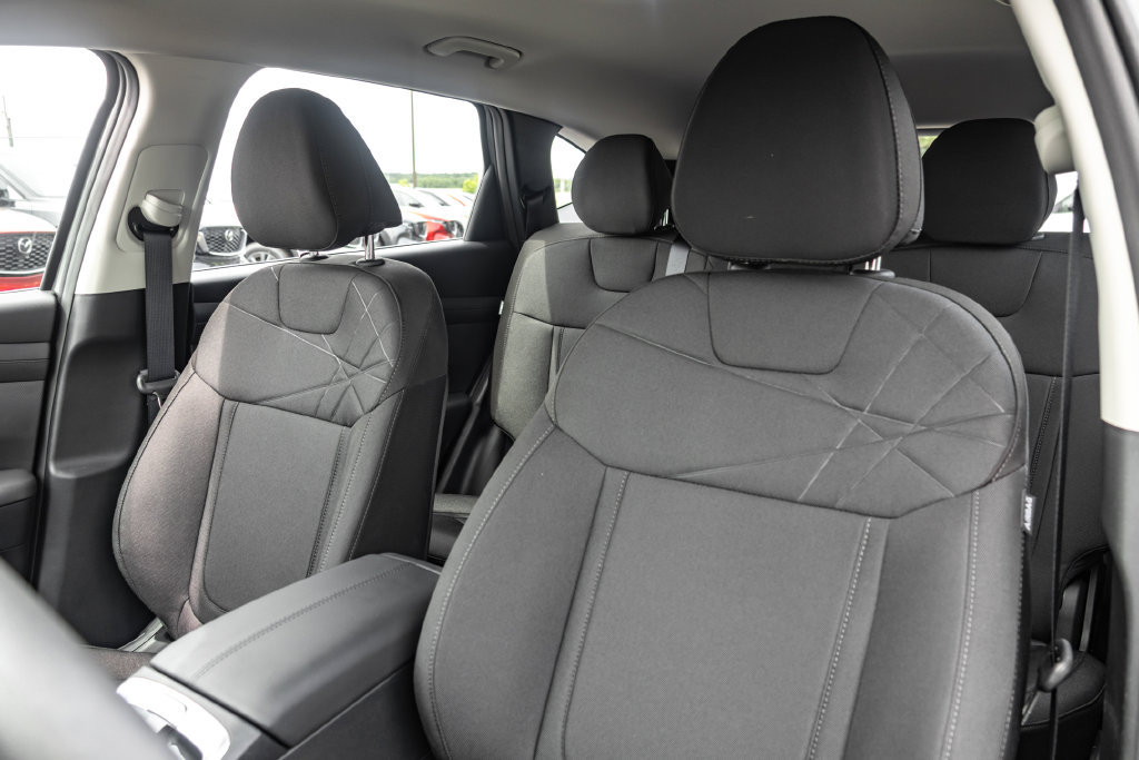 Used 2025 Hyundai Tucson SE AWD/4WD image 13