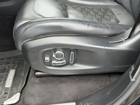 Used 2020 Land Rover Range Rover Sport SVR image 12