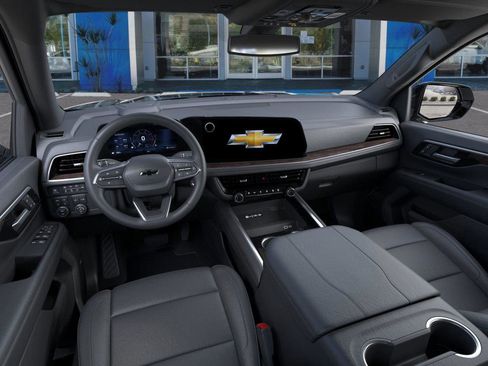 New 2026 Chevrolet Suburban Z71 w/ Comfort Package image 15