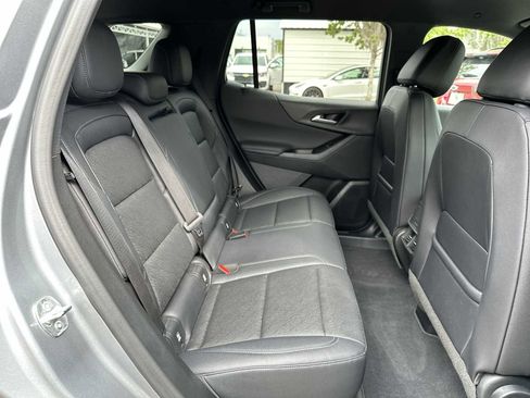 Certified 2026 Chevrolet Equinox LT w/ Convenience Package II FWD image 18