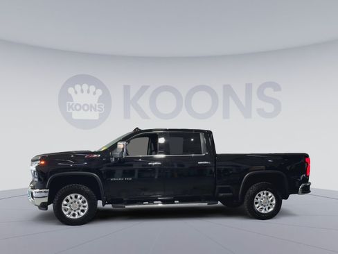 Used 2024 Chevrolet Silverado 2500 LTZ w/ LTZ Convenience Package AWD/4WD image 7