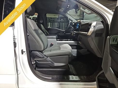 Used 2024 Ford F250 XLT AWD/4WD image 8
