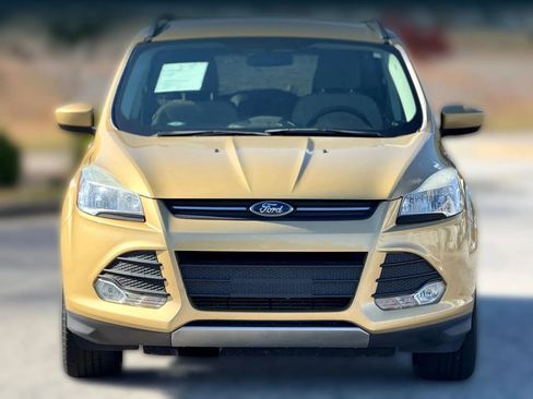 Used 2014 Ford Escape SE w/ Equipment Group 201A image 5
