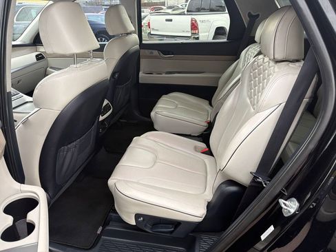 Used 2022 Hyundai Palisade Limited w/ Cargo Package AWD/4WD image 11