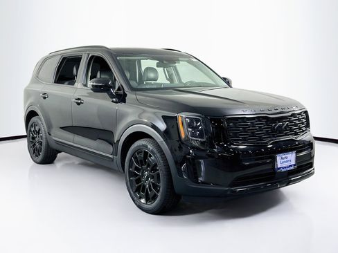 Used 2022 Kia Telluride EX w/ EX Premium Package AWD/4WD image 3