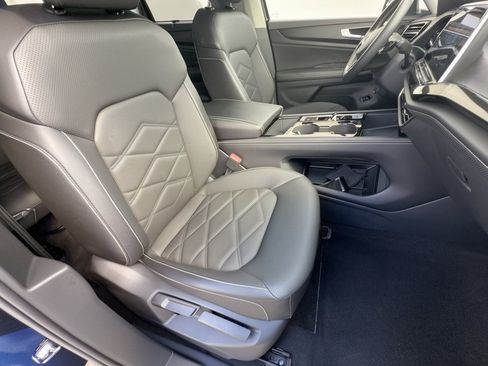 Used 2024 Volkswagen Atlas SE FWD image 30
