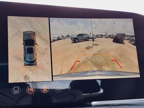 New 2026 Cadillac Vistiq Sport image 10