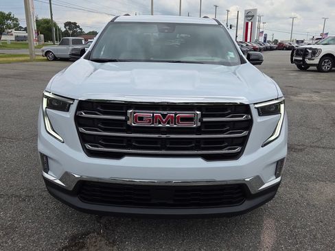 New 2026 GMC Acadia Elevation w/ Elevation Premium Package FWD image 17