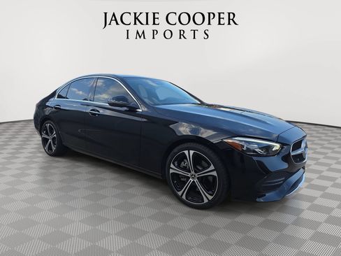 Used 2023 Mercedes-Benz C 300 Sedan image 3