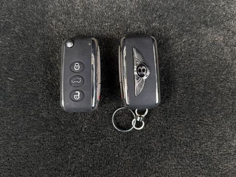 Used 2017 Bentley Continental GT image 50