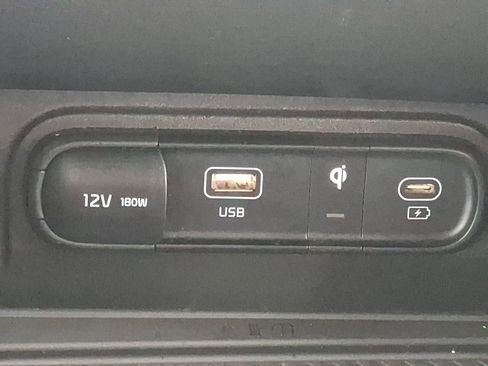 Used 2024 Kia Sportage EX image 25