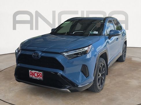 Used 2022 Toyota RAV4 SE AWD/4WD image 4