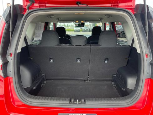 Used 2024 Kia Soul LX w/ Option Group 015 FWD image 17