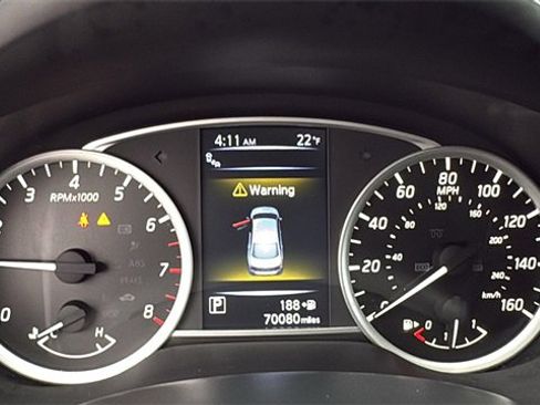 Used 2017 Nissan Sentra SR Turbo w/ SR Turbo Premium Package image 11