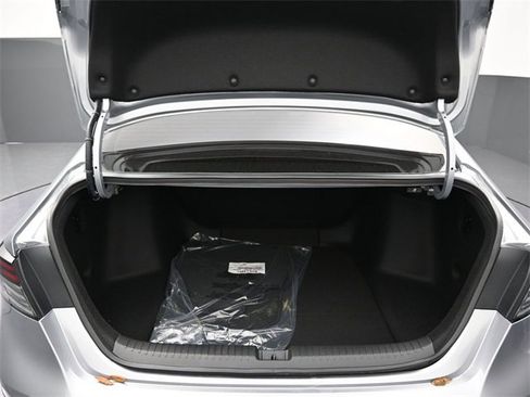 New 2025 Honda Accord LX image 19