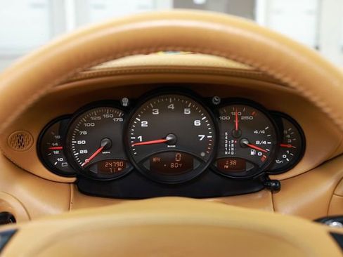 Used 2001 Porsche 911 Carrera 4 AWD/4WD image 35