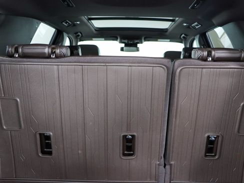 Used 2023 GMC Yukon Denali w/ LPO, Floor Liner Package AWD/4WD image 34