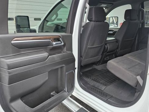 Certified 2024 Chevrolet Silverado 2500 LT image 19