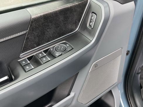 Used 2023 Ford F150 XLT w/ Equipment Group 302A High image 11