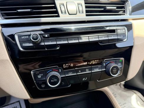 Used 2018 BMW X1 sDrive28i FWD image 19