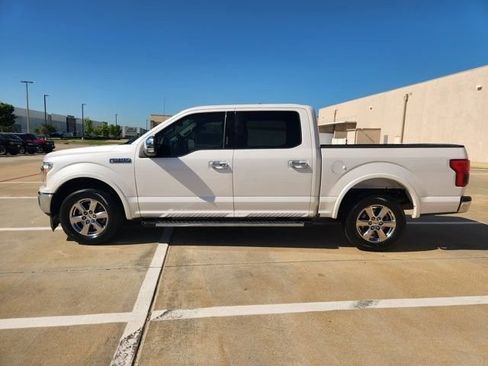 Used 2019 Ford F150 Lariat RWD image 4