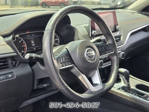 Used 2022 Nissan Altima 2.5 SR FWD image 10