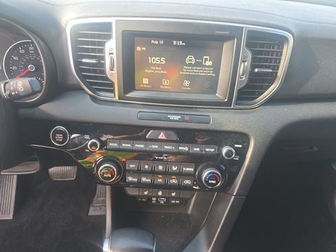 Used 2019 Kia Sportage EX w/ EX Premium Package FWD image 8