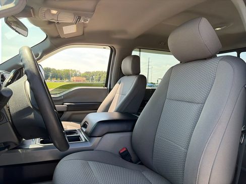 Used 2020 Ford F250 XLT w/ XLT Premium Package AWD/4WD image 18