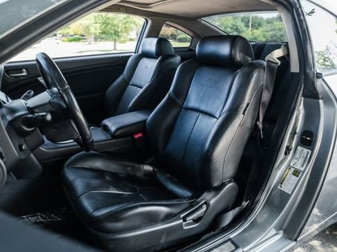 Used 2004 INFINITI G35 Coupe w/ Premium Pkg image 4