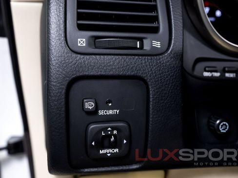 Used 2010 Lexus SC 430 Convertible image 29