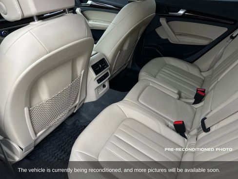 Used 2019 Audi Q5 2.0T Premium Plus w/ Premium Plus Package AWD/4WD image 12