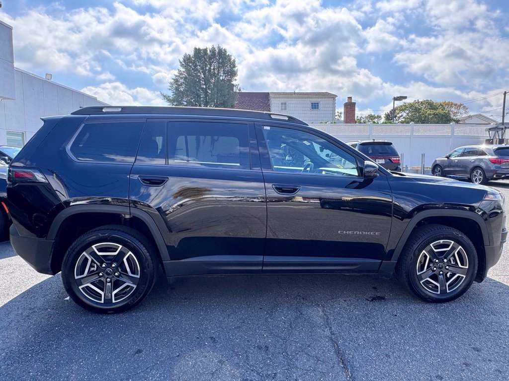 New 2026 Jeep Cherokee Laredo AWD/4WD image 9