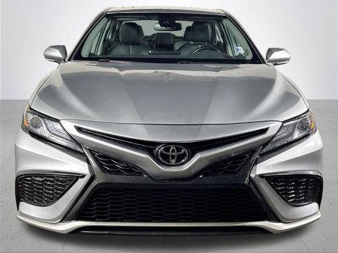 Used 2024 Toyota Camry XSE image 3