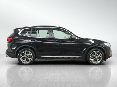 Used 2024 BMW X3 xDrive30i w/ Premium Package AWD/4WD image 6