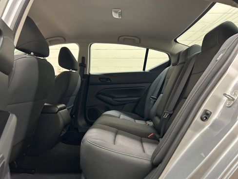 Used 2023 Nissan Altima 2.5 SV image 8