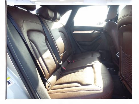 Used 2017 Audi Q3 2.0T Prestige w/ Prestige Package image 20