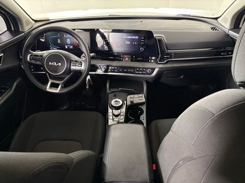 Used 2024 Kia Sportage LX AWD/4WD image 32
