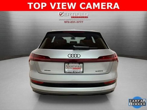 Used 2023 Audi e-tron Premium Plus image 4
